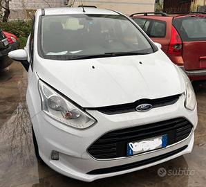 FORD B-MAX per ricambi usati