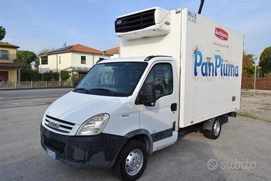 IVECO Daily 35S12P 2.3 Hpi Cabinato FRIGO CON AT