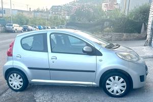 Peugeot 107 5p. Perfetta per neopatentati NO bollo