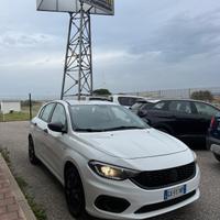 Fiat Tipo 1.3 Mjt Street IVA ESPOSTA my20"