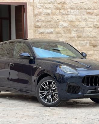 Maserati Grecale 2.0 MHEV 330 CV AWD MODENA TETTO 