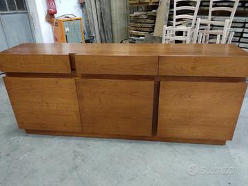 credenza in ciliegio 3 ante 3 cassetti lucidata