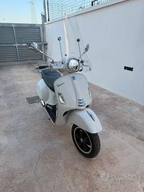 Piaggio vespa gts 300