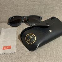 Occhiali da sole Ray Ban Erika Unisex neri