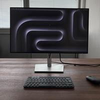 Monitor DELL Ultrasharp 27” QHD