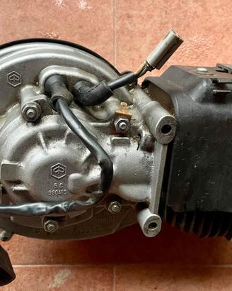 Piaggio. SI GRILLO BOSS BRAVO CI MOTORE ELETTRONIC