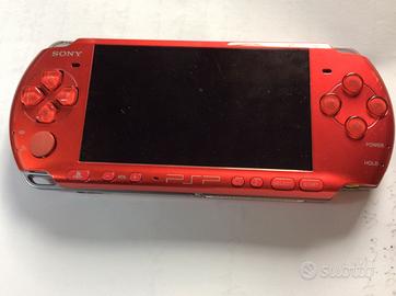 Sony PSP-3004 rossa - Console e Videogiochi In vendita a Roma