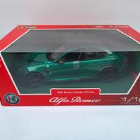 Alfa Romeo Giulia GTAM Green 2020 1:18 Bburago