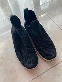 Scarpa ginnastica “a calza”