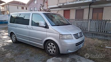 Volkswagen t5 multivan 