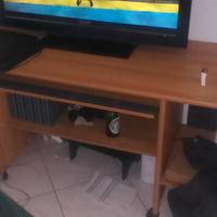 scrivania nuova per trasloco in altra casa 