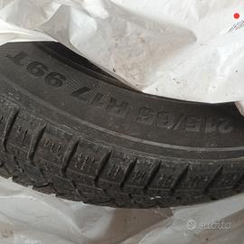 GOMME 215 65 r 17 99T