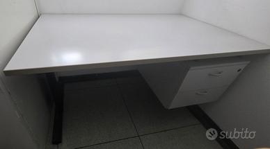 Scrivanie professionali da ufficio