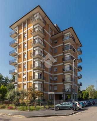 3 LOCALI A CASTELLANZA