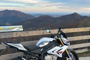 Bmw s1000 r