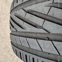 GOMME  SEMINUOVE 235/50 r19  UNIROYAL