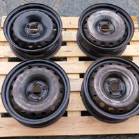 Cerchi ferro 6J x 15 H2 ET 43 Fiat /Renault /Opel