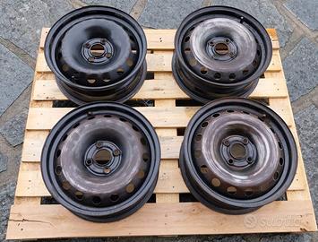Cerchi ferro 6J x 15 H2 ET 43 Fiat /Renault /Opel