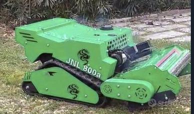 tagliaerba , trincia  radiocomandata a distanza