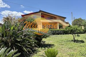 Villa 2 livelli arenella rif2198