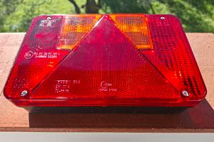 Fanale completo per rimorchio 