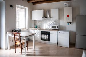 Stanza singola verona -borgo roma- 114mq