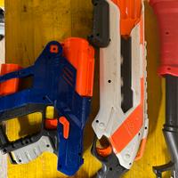 Pistole e fucile Nerf