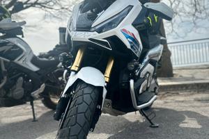 Honda x-adv 750 2025