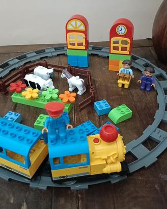 trenino Lego Duplo com 3 personaggi 