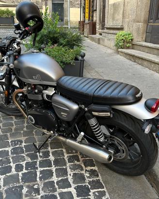 Triumph Street Twin EC1