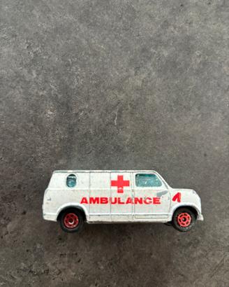 Modellino ambulanza