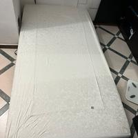 Materasso con struttura incorporata+piedi 100x190