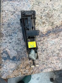 Crick solleva auto W