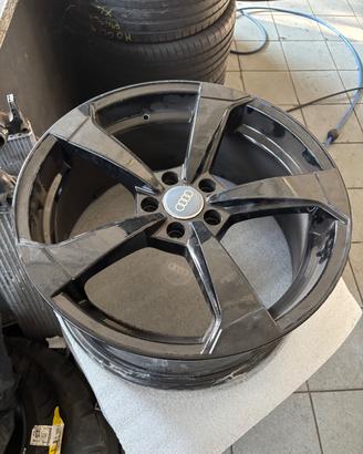 Cerchi Audi da 19 neri