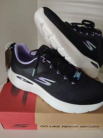 Skechers