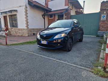 Lancia Ypsilon 1.0 70CV "52.900 km" Bluetooth, F