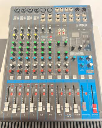 Yamaha MG12XU mixing console