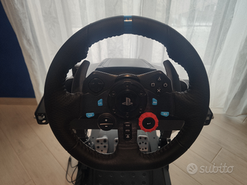 Logitech G29-Pedaliera e supporto