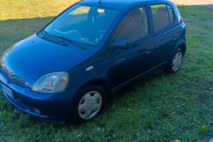 Toyota Yaris anno 2002 valida anche per neopatenti