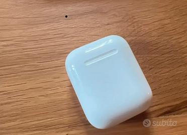 Custodia e Airpods Apple originali 2 generazione
