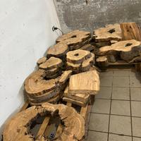 Pezzi di legno d’ulivo