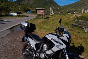 Honda transalp 700