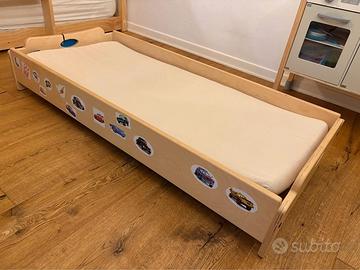 Lettino montessori in legno