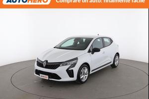 RENAULT Clio YF03924