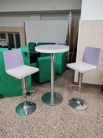 se tavolo alto da bar e 2 sgabelli regolabili