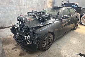 Alfa Romeo Giulia 2.0 Turbo 200 CV AT8