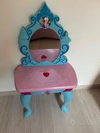 Specchiera frozen interattiva