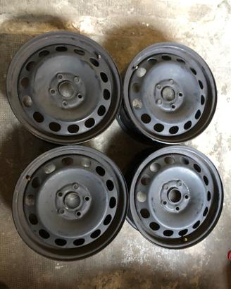 CERCHI IN FERRO 16" PER VW GOLF 5/6