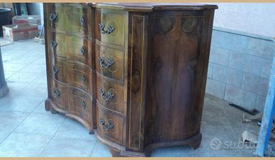 Como bombato e filettato in noce