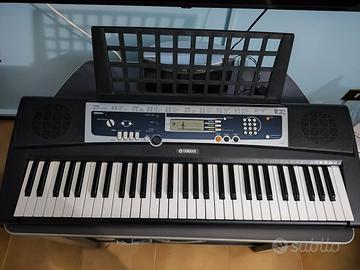 Tastiera Yamaha YPT-210
